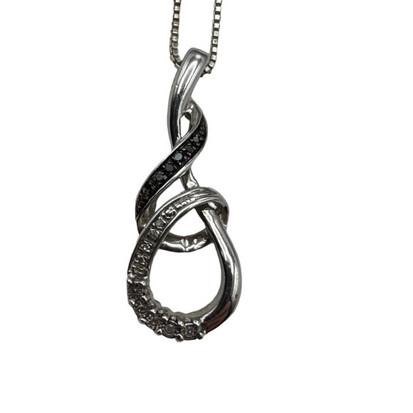 Kay Jewelers Silver and Black Necklace - Picture 6 of 12